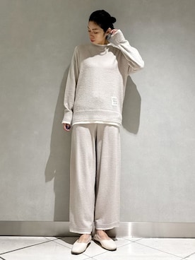 「アイテム（ルームウェア）」を使った、gelato piqueさん（レディース・168cm）の秋コーディネート