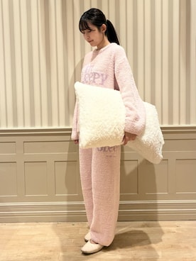 「アイテム（ルームウェア）」を使った、gelato piqueさん（レディース・160cm）の秋コーディネート