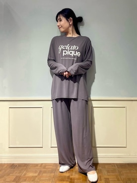「アイテム（ルームウェア、グレー系）」を使った、gelato piqueさん（レディース・158cm）の秋コーディネート