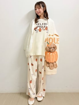 「アイテム（ルームウェア/パジャマ、ホワイト系）」を使った、gelato piqueさん（レディース・161cm）の秋コーディネート