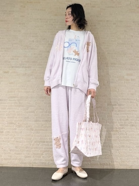「アイテム（マタニティウェア/グッズ、ピンク系）」を使った、gelato piqueさん（レディース・168cm）の冬コーディネート