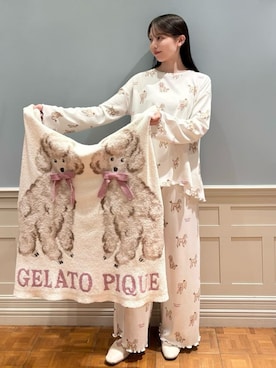「アイテム（ルームウェア）」を使った、gelato piqueさん（レディース・161cm）の冬コーディネート
