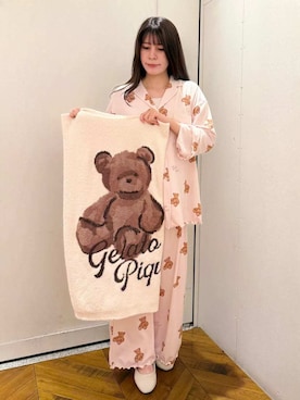 「アイテム（ブランケット）」を使った、gelato piqueさん（レディース・151cm）の秋コーディネート