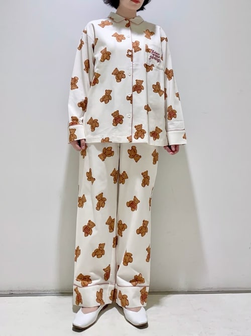 【HOLIDAY】ベア柄ネルシャツ&ベア柄ネルロングパンツセット　ホワイト HOLIDAY】ベア柄ネルシャツ&ベア柄ネルロングパンツセット ホワイト