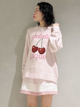 「アイテム（ルームウェア）」を使った、gelato piqueさん（レディース・168cm）の冬コーディネート