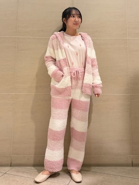 「アイテム（ルームウェア、ピンク系）」を使った、gelato piqueさん（レディース・158cm）の秋コーディネート