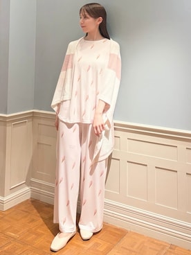 「アイテム（ブランケット）」を使った、gelato piqueさん（レディース・161cm）の秋コーディネート