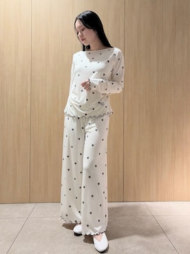 「アイテム（ルームウェア/パジャマ、ホワイト系）」を使った、gelato piqueさん（レディース・158cm）の秋コーディネート