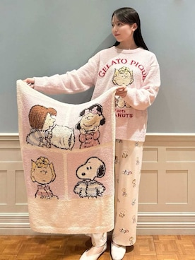 「アイテム（ブランケット）」を使った、gelato piqueさん（レディース・161cm）の秋コーディネート