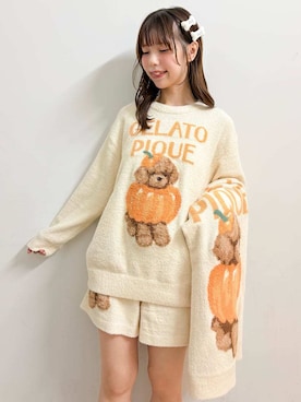 「アイテム（ルームウェア/パジャマ、ベージュ系）」を使った、gelato piqueさん（レディース・161cm）の秋コーディネート