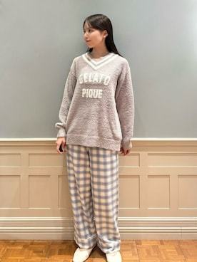 「アイテム（ルームウェア）」を使った、gelato piqueさん（レディース・161cm）の秋コーディネート