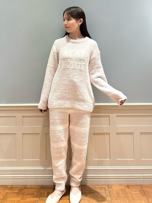 新品 パウダーロゴジャガードプルオーバー&ロングパンツセット HOMME】パウダーロゴジャガードプルオーバー＆ロングパンツセット