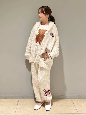 「アイテム（ルームウェア）」を使った、gelato piqueさん（レディース・157cm）の秋コーディネート