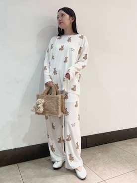 「アイテム（キーケース/キーアクセサリー）」を使った、gelato piqueさん（レディース・158cm）の秋コーディネート