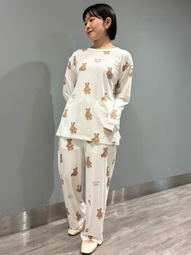 「アイテム（ルームウェア）」を使った、gelato piqueさん（レディース・153cm）の秋コーディネート