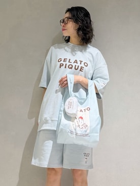 「アイテム（ポーチ、グリーン系）」を使った、gelato piqueさん（レディース・168cm）の夏コーディネート