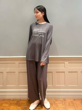 「アイテム（ルームウェア）」を使った、gelato piqueさん（レディース・161cm）の秋コーディネート