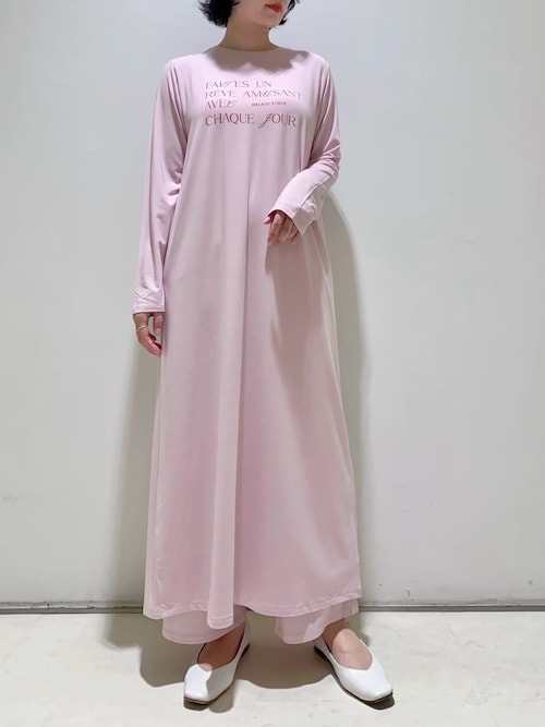 フェミニンレーヨンロゴワンピース（ルームウェア/パジャマ）｜gelato