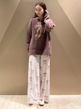 「アイテム（ルームウェア）」を使った、gelato piqueさん（レディース・150cm）の秋コーディネート