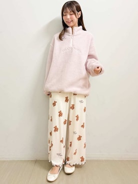 「アイテム（ルームウェア）」を使った、gelato piqueさん（レディース・161cm）の秋コーディネート