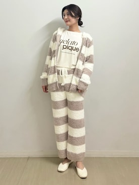 「アイテム（ルームウェア）」を使った、gelato piqueさん（レディース・164cm）の秋コーディネート
