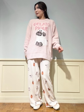 「アイテム（ルームウェア/パジャマ、ベージュ系）」を使った、gelato piqueさん（レディース・158cm）の秋コーディネート