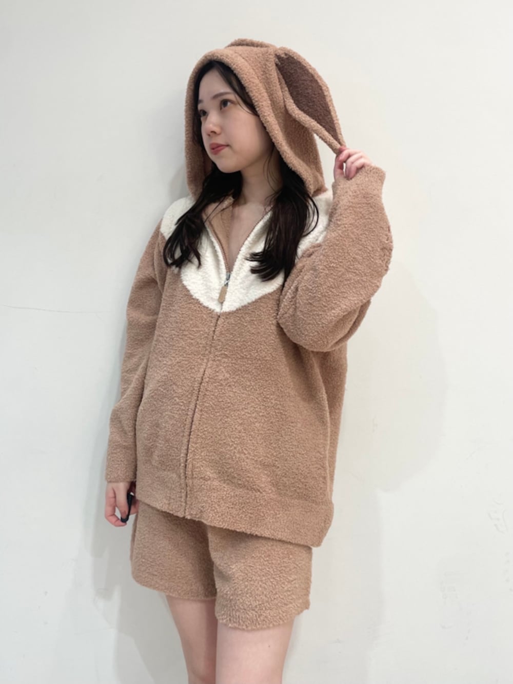 gelato pique カビゴンパーカ&ショートパンツセット ジュニア 130 gelato piqueジュニア カビゴンパーカ＆ショートパンツセット130