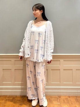 「アイテム（ルームウェア）」を使った、gelato piqueさん（レディース・161cm）の秋コーディネート