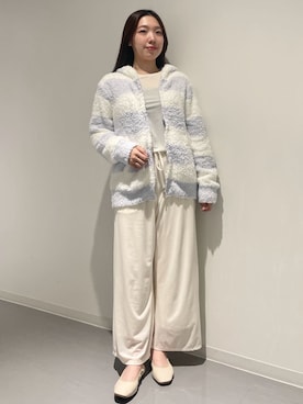「アイテム（ルームウェア）」を使った、gelato piqueさん（レディース・162cm）の冬コーディネート