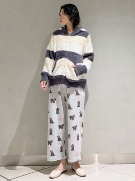 「アイテム（ルームウェア）」を使った、gelato piqueさん（レディース・168cm）の冬コーディネート