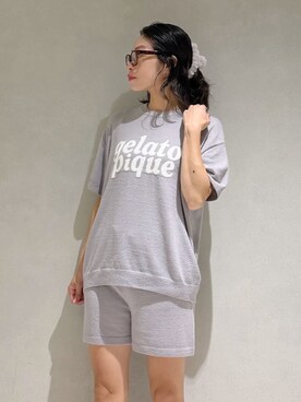 「アイテム（ヘアアクセサリー、パープル系）」を使った、gelato piqueさん（レディース・168cm）の夏コーディネート