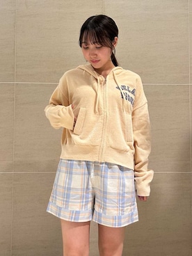 「アイテム（ルームウェア/パジャマ、イエロー系）」を使った、gelato piqueさん（レディース・158cm）の秋コーディネート