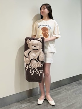 「アイテム（ルームウェア/パジャマ、ベージュ系）」を使った、gelato piqueさん（レディース・158cm）の秋コーディネート