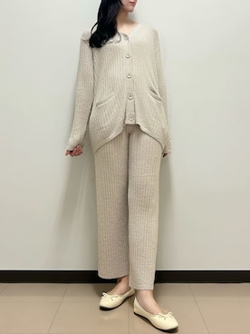 「アイテム（ルームウェア/パジャマ、ベージュ系）」を使った、gelato piqueさん（レディース・163cm）の秋コーディネート