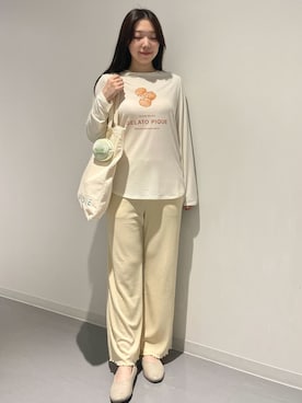 「アイテム（ポーチ）」を使った、gelato piqueさん（レディース・162cm）の秋コーディネート