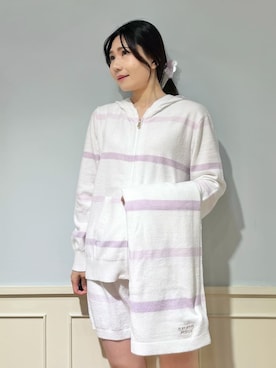 「アイテム（ブランケット）」を使った、gelato piqueさん（レディース・158cm）の春コーディネート