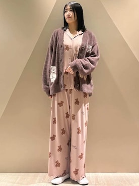 「アイテム（ルームウェア）」を使った、gelato piqueさん（レディース・165cm）の秋コーディネート