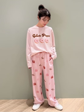 「アイテム（ルームウェア）」を使った、gelato piqueさん（レディース・156cm）の冬コーディネート