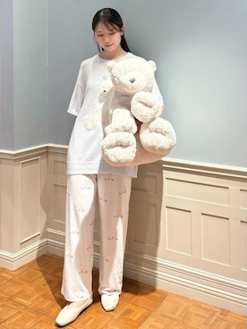 「アイテム（インテリア）」を使った、gelato piqueさん（レディース・161cm）の春コーディネート