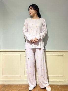 「アイテム（ルームウェア）」を使った、gelato piqueさん（レディース・158cm）の冬コーディネート