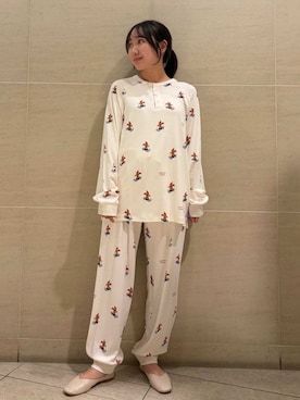 「アイテム（ルームウェア）」を使った、gelato piqueさん（レディース・158cm）の秋コーディネート