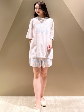 gelato piqueさんの「スムーズィーロゴジャガードプルオーバー&ショートパンツセット」を使ったコーディネート