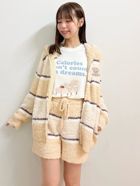 「アイテム（ルームウェア/パジャマ、ベージュ系）」を使った、gelato piqueさん（レディース・161cm）の秋コーディネート