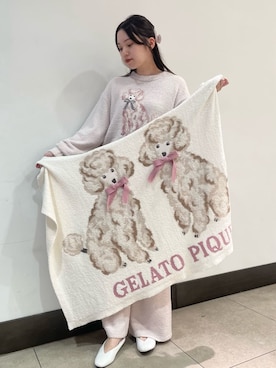 「アイテム（ブランケット）」を使った、gelato piqueさん（レディース・158cm）の冬コーディネート