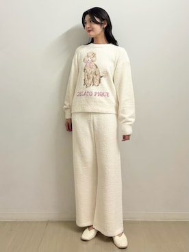 「アイテム（ルームウェア）」を使った、gelato piqueさん（レディース・164cm）の冬コーディネート