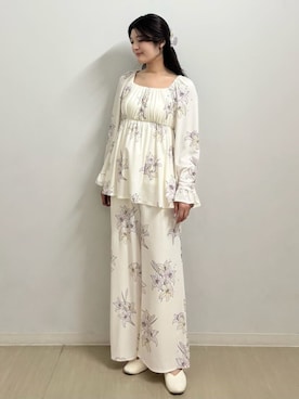 「アイテム（ルームウェア）」を使った、gelato piqueさん（レディース・164cm）の秋コーディネート