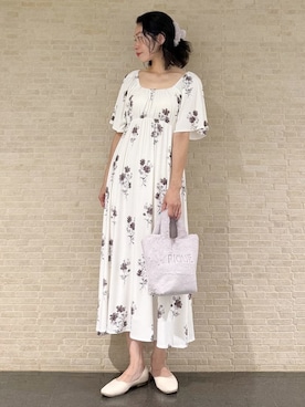 「アイテム（ヘアアクセサリー、パープル系）」を使った、gelato piqueさん（レディース・168cm）の夏コーディネート
