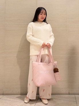 「アイテム（カードケース）」を使った、gelato piqueさん（レディース・158cm）の冬コーディネート