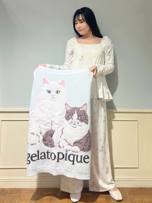 フラワーキャット柄ロングパンツ（ルームウェア/パジャマ）｜gelato