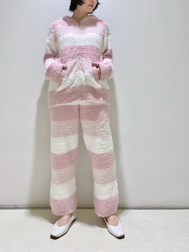 「アイテム（ルームウェア）」を使った、gelato piqueさん（レディース・155cm）の冬コーディネート